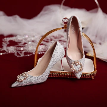 Elegante Charmant Zilveren Kant Bruidsschoenen 2020 Parel Rhinestone 8 Cm Naaldhakken Stiletto Spitse Neus Huwelijk Pumps