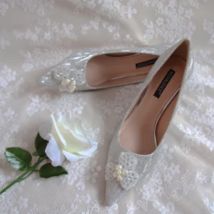 Elegant Vintage Retro Silver Glitter Wedding Shoes 2020 Leather Crystal Pearl 5 Cm Stiletto Heels Pointed Toe Wedding Pumps