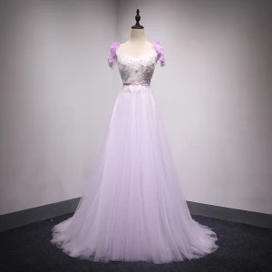 Chic Belle Lilas Robe De Soirée 2018 Princesse En Dentelle Fleur Appliques Perlage Perle V Cou Dos Nu Sans Manches Train De Balayage Robe De Ceremonie