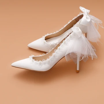 Eleganta Elfenben Brudskor 2020 Läder Spets Pärla Rosett 9 Cm Stilettklackar Spetsiga Bröllop Pumps