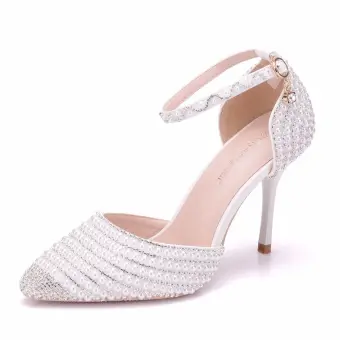 Charmant Argenté Chaussure De Mariée 2020 Bride Cheville Perle Faux Diamant 9 Cm Talons Aiguilles À Bout Pointu Mariage Talons