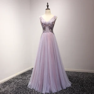 Chic Belle Lilas Robe De Bal 2018 Princesse Perle Cristal Paillettes Noeud V Cou Dos Nu Sans Manches Longue Robe De Ceremonie