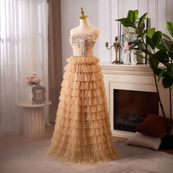Charmant Gold Perlenstickerei Pailletten Perle Plissee Ballkleider 2024 A Linie Bandeau Ärmellos Rückenfreies Lange Ball Festliche Kleider