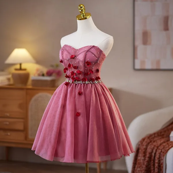 Sexy Fushia Faux Diamant Appliques Courte Robe De Fête 2025 Bustier Sans Manches Dos Nu Soirée Robe De Ceremonie