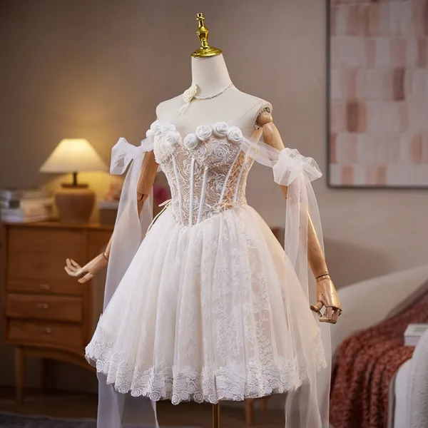 Charmant Weiß Applikationen Spitze Blumen Perle Geburtstag Kurze Partykleider 2025 Off Shoulder Ärmellos Rückenfreies Festliche Kleider