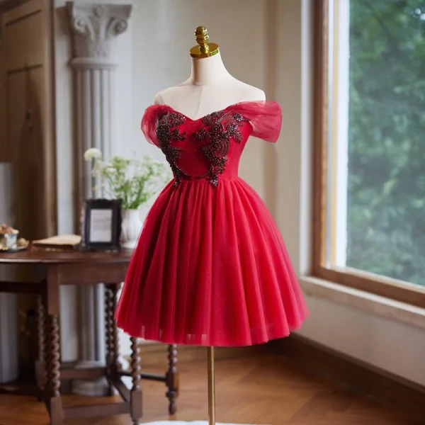Chic / Beautiful Red Beading Short Prom Dresses 2024 Ball Gown Off-The-Shoulder Short Sleeve Backless Prom Formal Dresses