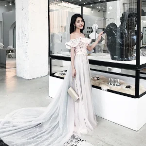 Moderne Mode Rougissant Rose Robe De Soirée 2018 Princesse Appliques Ceinture De L Épaule Dos Nu Sans Manches Tribunal Train Robe De Ceremonie