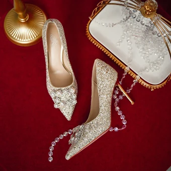 Charmant Doré Glitter Chaussure De Mariée 2020 Faux Diamant Paillettes 8 Cm Talons Aiguilles À Bout Pointu Mariage Escarpins