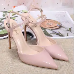 Sexy Mode Nues Soirée Sandales Femme 2020 Bride Cheville Cuir Verni 10 Cm Talons Aiguilles À Bout Pointu Talons