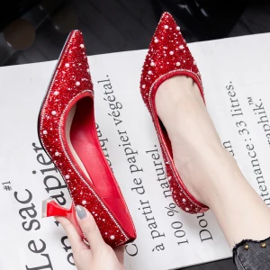 Charmant Rouge Soirée Escarpins 2020 Perle Faux Diamant 6 Cm Talons Aiguilles À Bout Pointu Escarpins