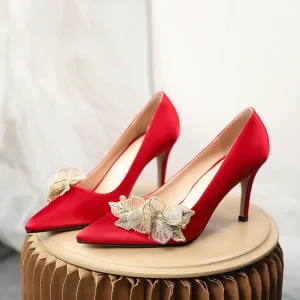 Chinese Style Satin Red Wedding Shoes 2020 Gold Appliques 8 Cm Stiletto Heels Pointed Toe Wedding Pumps