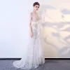 Sexy White See-through Evening Dresses  2018 A-Line / Princess Appliques Bow Halter Backless Sleeveless Sweep Train Formal Dresses