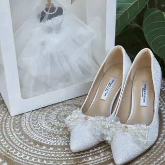 Glamorös Elfenben Glittriga Glitter Paljetter Brudskor 2020 Läder Rhinestone Pärla 9 Cm Stilettklackar Spetsiga Bröllop Pumps