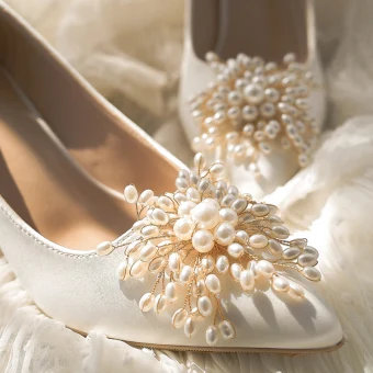Elegant Chic Beautiful Ivory Satin Pearl Wedding Shoes 2020 Leather 9 Cm Stiletto Heels Pointed Toe Wedding Pumps