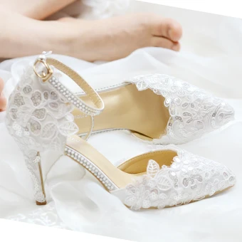 Sexig Elfenben Spets Blomma Brudskor 2020 Rhinestone Ankelband Paljetter 8 Cm Stilettklackar Spetsiga Bröllop Klackskor