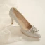 Charmant Silber Strass Schmetterling Brautschuhe 2020 7 cm Stilettos Spitzschuh Hochzeit Pumps