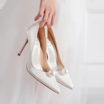 Stilig Elfenben Pärla Brudskor 2020 Läder 10 Cm Stilettklackar Spetsiga Bröllop Pumps