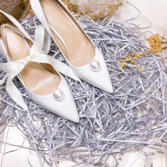 Chic Belle Ivoire Satin Chaussure De Mariée 2020 Perle 8 Cm Talons Aiguilles À Bout Pointu Mariage Escarpins