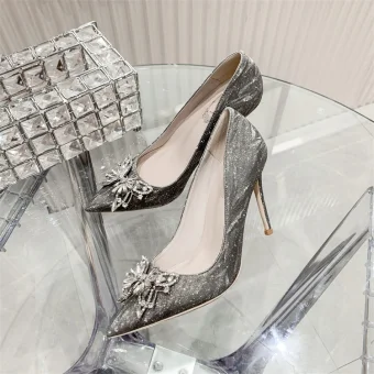 Charmant Gris Glitter Paillettes Faux Diamant Papillon Chaussure De Mariée 2021 10 Cm Talons Aiguilles À Bout Pointu Mariage Escarpins