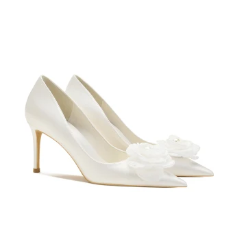 Eleganta Elfenben Bröllop Pärla Satin Blomma Brudskor 2021 8 Cm Stilettklackar Spetsiga Pumps