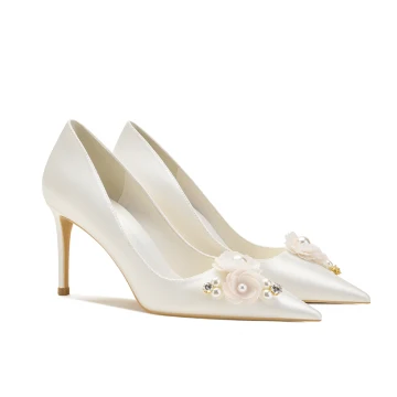 Eleganta Satin Elfenben Pärla Rhinestone Brudskor 2021 8 Cm Stilettklackar Spetsiga Bröllop Pumps