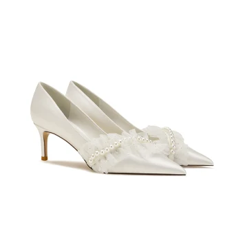 Snygga Fina Elfenben Satin Pärla Brudskor 2021 6 Cm Stilettklackar Spetsiga Bröllop Pumps