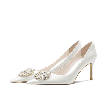 Stilig Satin Elfenben Rhinestone Brudskor 2021 8 Cm Stilettklackar Spetsiga Bröllop Pumps