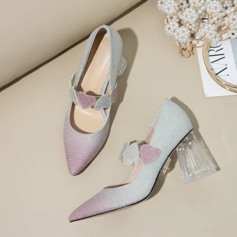 Lovely Blushing Pink Gradient Color Crystal Wedding Shoes 2021 Leather Heart Shaped Sequins 7 Cm Thick Heels Pointed Toe Wedding Pumps