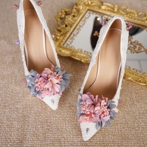 Elegant Ivory Lace Flower Rhinestone Wedding Shoes 2021 10 Cm Stiletto Heels Pointed Toe Wedding Pumps
