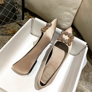 Eleganckie Szampan Satyna Rhinestone Płaskie Szpiczaste Buty Ślubne 2021
