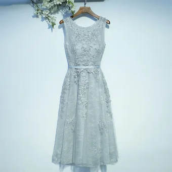 Élégant Robe Pour Mariage Robe Demoiselle D 039 Honneur 2017 Argenté En Dentelle Ceinture Fleur Volants Fermeture Éclair Thé Longueur Encolure Dégagée Princesse Sans Manches