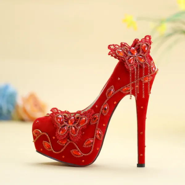 Chinese style Burgundy Wedding Shoes 2019 Lace Butterfly Crystal Beading Tassel 14 cm Stiletto Heels Round Toe Wedding Pumps