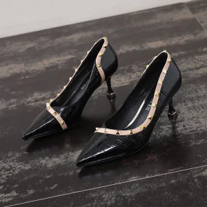 Chic Belle Noire Soirée Cuir Verni Rivet Escarpins 2021 6 Cm Talons Aiguilles À Bout Pointu Escarpins Talons Hauts