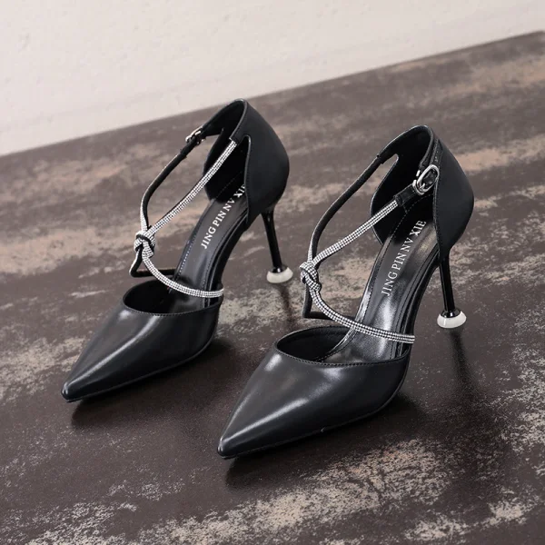 Sexy Noire Soirée Faux Diamant X-Strap Sandales Femme 2021 8 cm Talons Aiguilles À Bout Pointu Sandales Talons Hauts