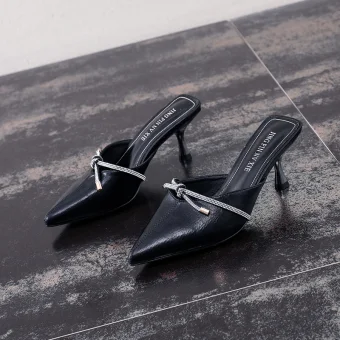 Charming Black Casual Rhinestone Slipper Flip Flops 2021 6 Cm Stiletto Heels Pointed Toe Womens Sandals
