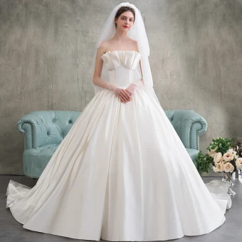 Élégant Champagne Robe De Mariée 2018 Robe Boule Bustier Dos Nu Sans Manches Chapel Train Mariage