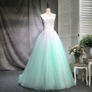 Chic Beautiful Gradient Color Prom Dresses 2018 Ball Gown Beading Appliques Lace Scoop Neck Backless Sleeveless Floor Length Long Formal Dresses