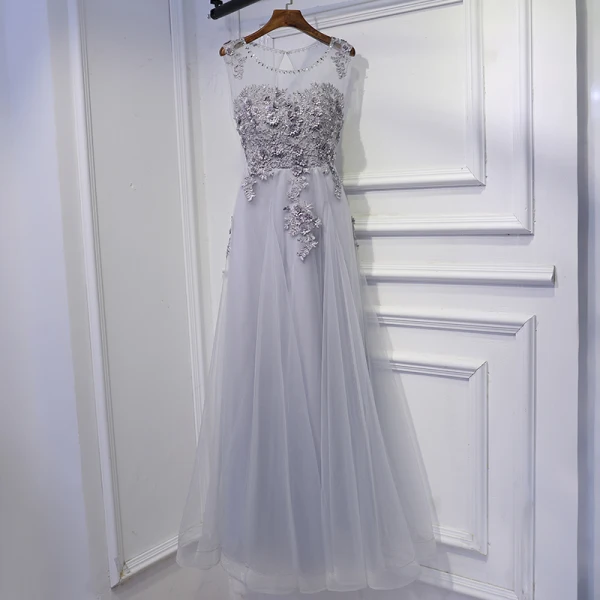 Enkel Kjoler Til Bryllup 2017 Blonder Blomst Paljetter Scoop Halsen Ankel Lengde Uten Ermer Prinsesse Brudepikekjoler