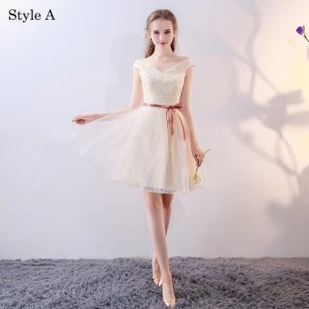 Chic Beautiful Champagne Bridesmaid Dresses 2018 A Line Princess Bow Lace Sleeveless Backless Short Wedding Party Dresses