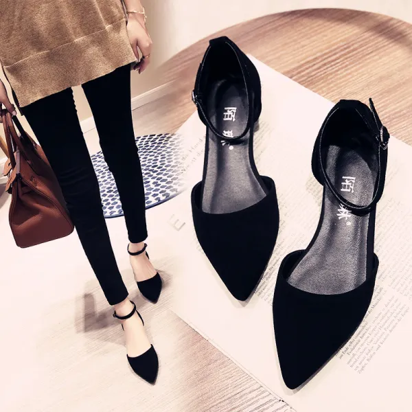 Chic / Beautiful Womens Shoes Outdoor / Garden 2017 Leather PU Suede Low Heel Pointed Toe Sandals