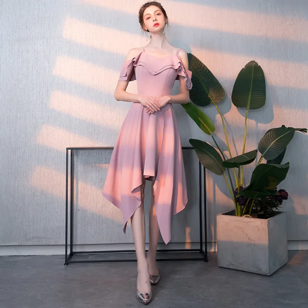 Amazing / Unique Blushing Pink Homecoming Graduation Dresses 2018 A-Line / Princess Spaghetti Straps Sleeveless Backless Knee-Length Formal Dresses