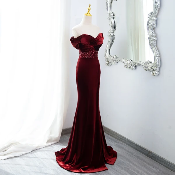 Sexy Burgundy Sequins Velvet Evening Dresses 2024 Trumpet / Mermaid Off-The-Shoulder Sleeveless Backless Sweep Train Evening Party Formal Dresses