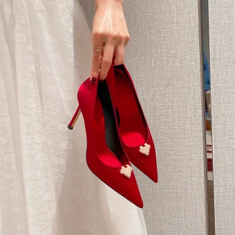 Style Chinois Rouge Perle Chaussure De Mariée 2021 Cuir 9 Cm Talons Aiguilles À Bout Pointu Mariage Escarpins Talons Hauts