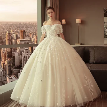 Elegante Champagne Trouwjurken 2018 Baljurk Kant Appliques Kralen Parel Pailletten Uit De Schouder Mouwloos Ruglooze Lange Huwelijk