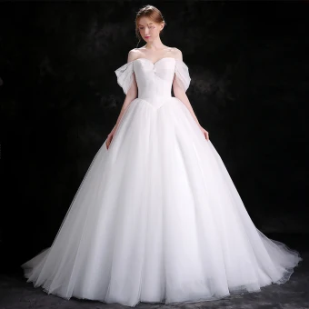 Simple Blanche Robe De Mariée 2018 Robe Boule De L Épaule Dos Nu Sans Manches Cathedral Train Mariage