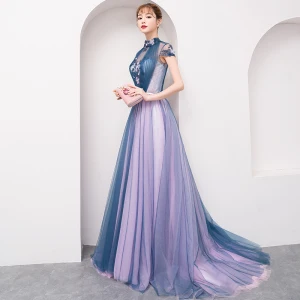Moderne Mode Lavande Robe De Soirée 2018 Princesse Appliques Perlage Cristal Noeud Col Haut Dos Nu Manches Courtes Train De Balayage Robe De Ceremonie