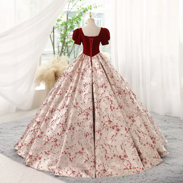Elegant Burgundy Printing Prom Dresses 2023 Ball Gown Square Neckline Sequins Short Sleeve Backless Floor-Length / Long Prom Formal Dresses