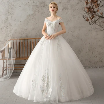 Elegant Hvit Brudekjoler 2018 Ballkjole Blonder Blomst Perle Av Skulderen Ryggløse Korte Ermer Lange Bryllup