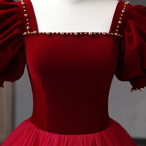 Vintage / Retro Burgundy Pearl Sequins Prom Dresses 2023 Ball Gown Square Neckline Puffy Short Sleeve Backless Floor-Length / Long Prom Formal Dresses