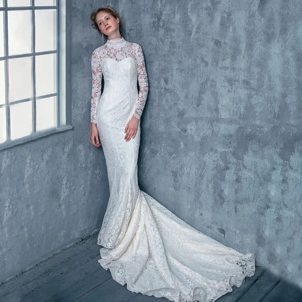 Vintage Ivory Lace Wedding Dresses 2017 Trumpet / Mermaid High Neck Long Sleeve Backless Lace Up Court Train Vintage Ivory Lace Wedding Dresses 2017 Trumpet / Mermaid High Neck Long Sleeve Backless Lace Up Court Train
